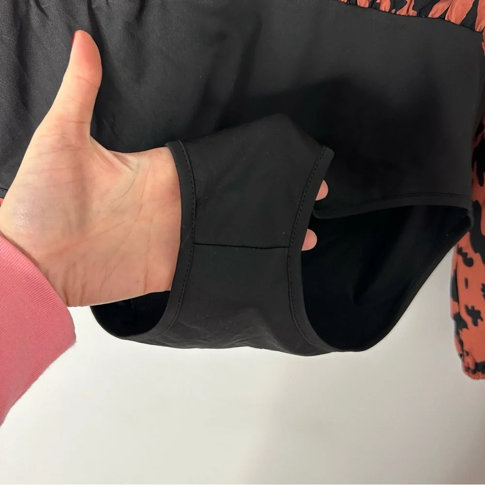 Leopard Print Bodysuit - Picture 5 of 7